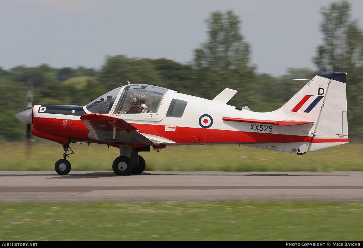Aircraft Photo of G-BZON / XX528 | Scottish Aviation Bulldog 120/121 | UK - Air Force | AirHistory.net #92448