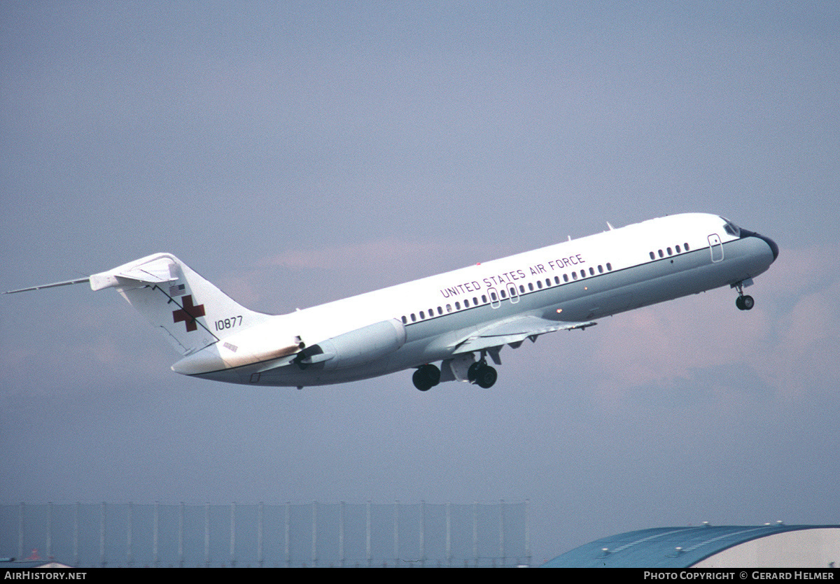 Aircraft Photo of 71-0877 / 10877 | McDonnell Douglas C-9A Nightingale (DC-9-32CF) | USA - Air Force | AirHistory.net #92464