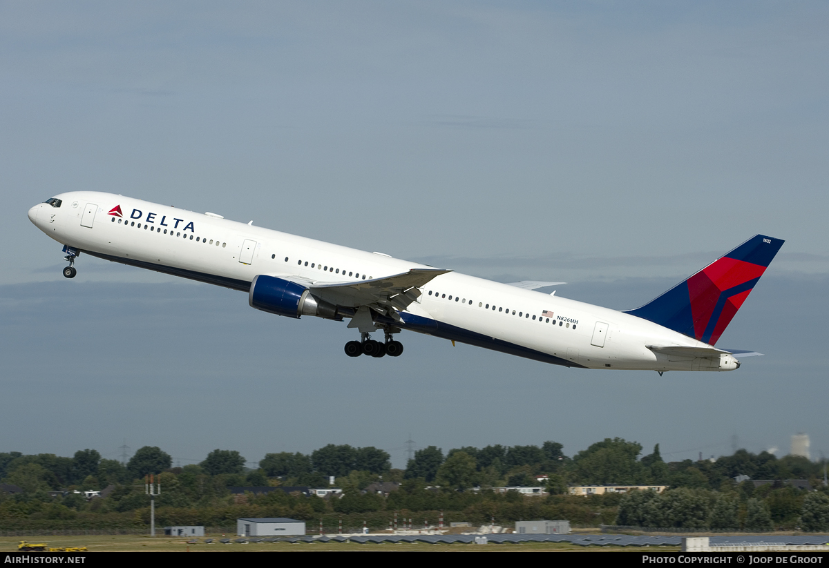 Aircraft Photo of N826MH | Boeing 767-432/ER | Delta Air Lines | AirHistory.net #92544