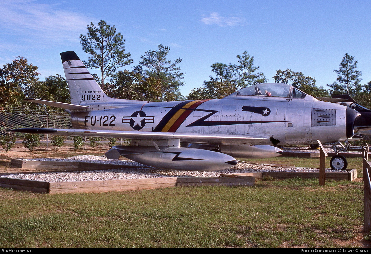 Aircraft Photo of 49-1122 / 91122 | North American F-86F Sabre | USA - Air Force | AirHistory.net #92565