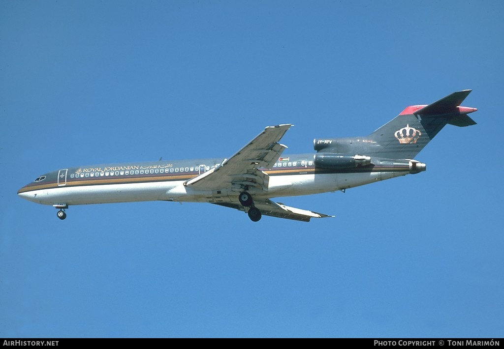 Aircraft Photo of JY-AFV | Boeing 727-2D3/Adv | Royal Jordanian Airlines | AirHistory.net #92636