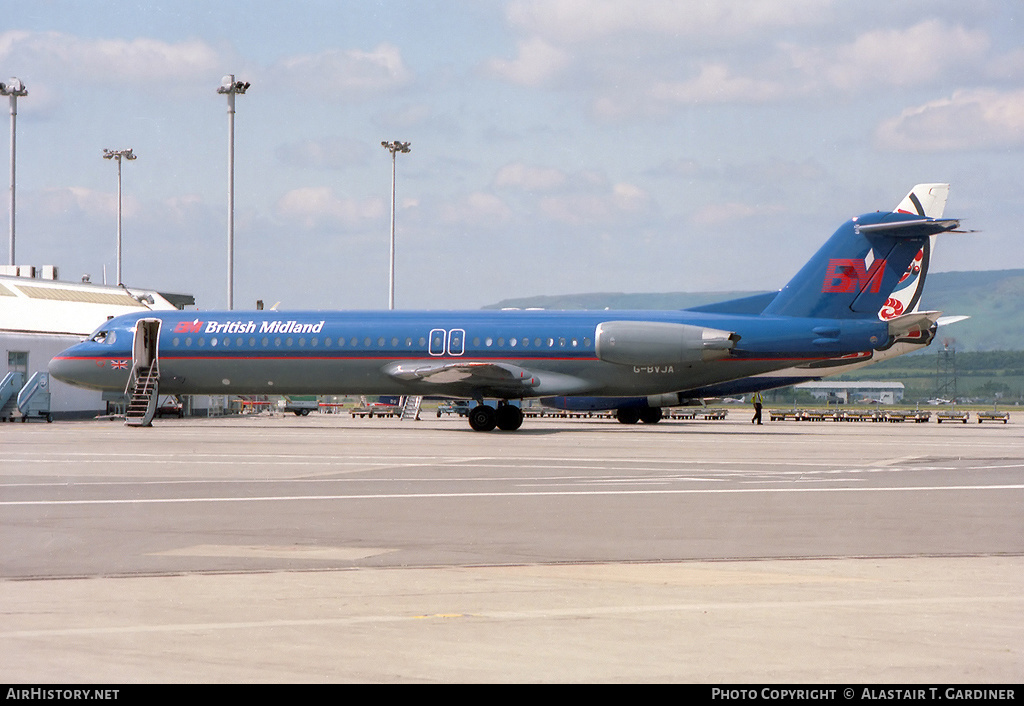 Aircraft Photo of G-BVJA | Fokker 100 (F28-0100) | British Midland Airways - BMA | AirHistory.net #92680