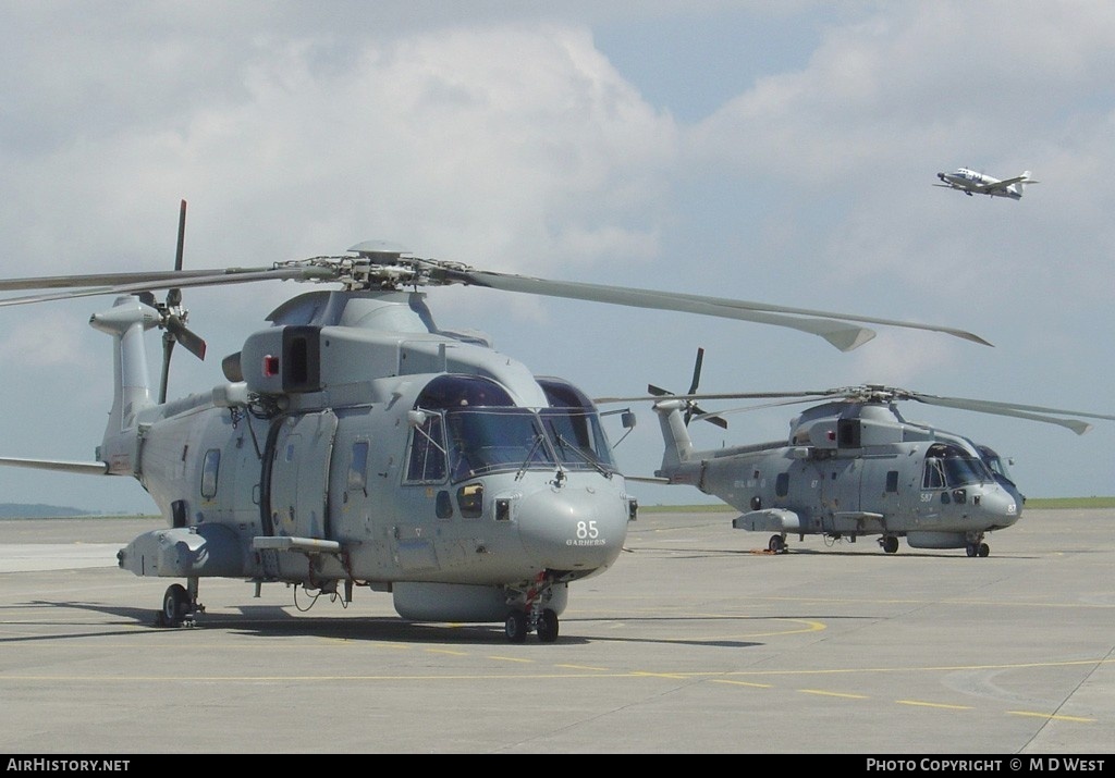 Aircraft Photo of ZH833 | EHI EH101-111 Merlin HM1 | UK - Navy | AirHistory.net #92840