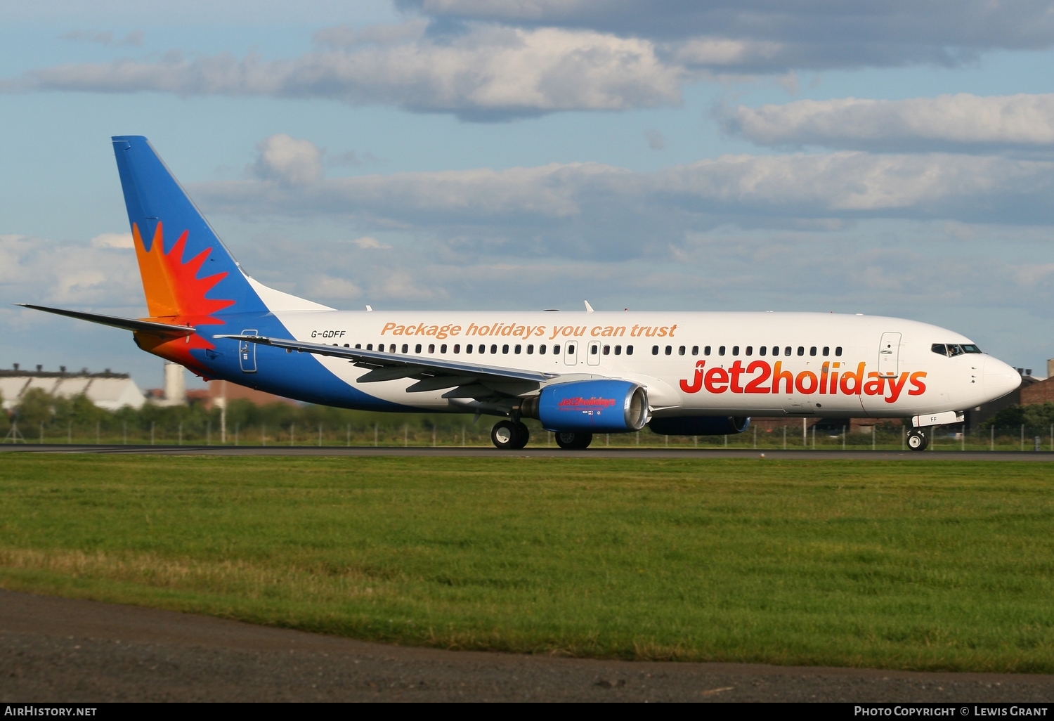 Aircraft Photo of G-GDFF | Boeing 737-85P | Jet2 Holidays | AirHistory.net #92941