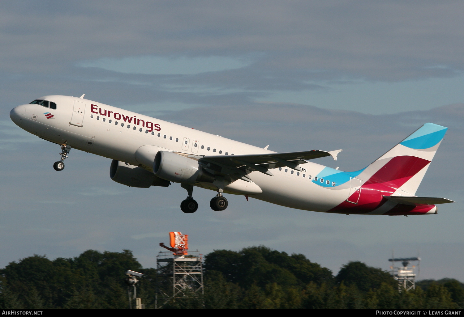 Aircraft Photo of D-ABHN | Airbus A320-214 | Eurowings | AirHistory.net #92948