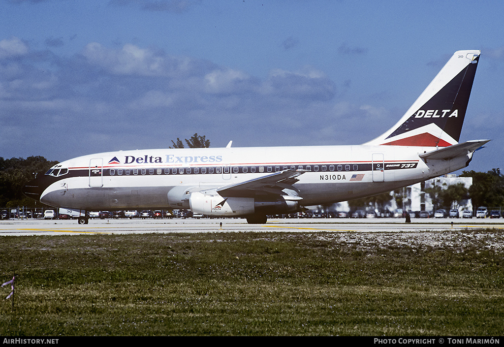 Aircraft Photo of N310DA | Boeing 737-232/Adv | Delta Express | AirHistory.net #92973