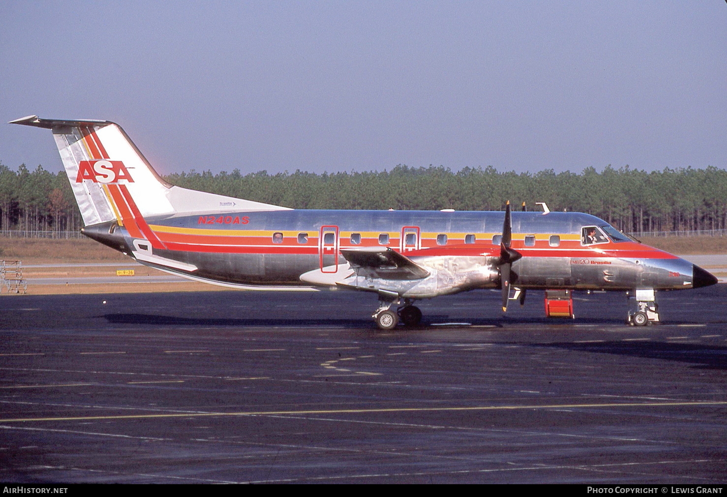 Aircraft Photo of N240AS | Embraer EMB-120RT Brasilia | ASA - Atlantic Southeast Airlines | AirHistory.net #93026