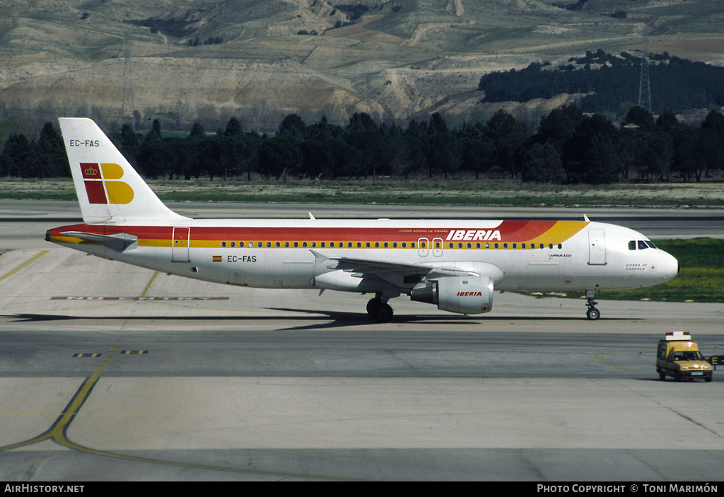 Aircraft Photo of EC-FAS | Airbus A320-211 | Iberia | AirHistory.net #93051
