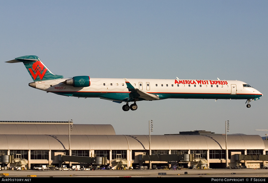 Aircraft Photo of N902FJ | Bombardier CRJ-900ER (CL-600-2D24) | America West Express | AirHistory.net #93114