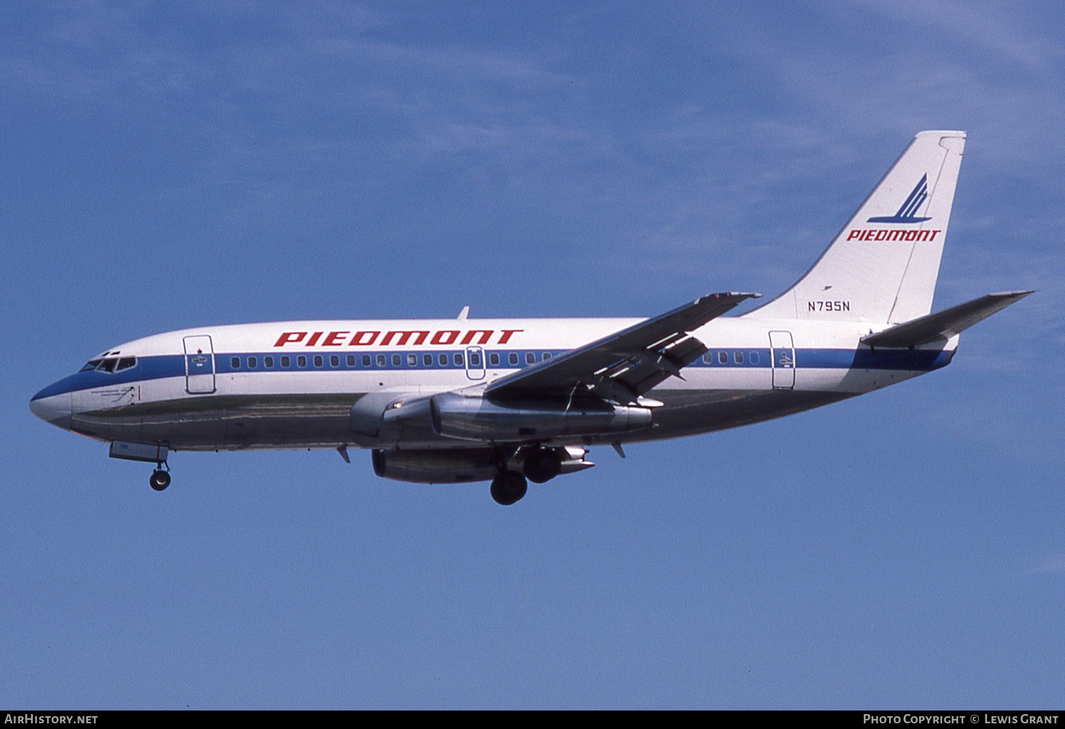 Aircraft Photo of N795N | Boeing 737-201 | Piedmont Airlines | AirHistory.net #93160