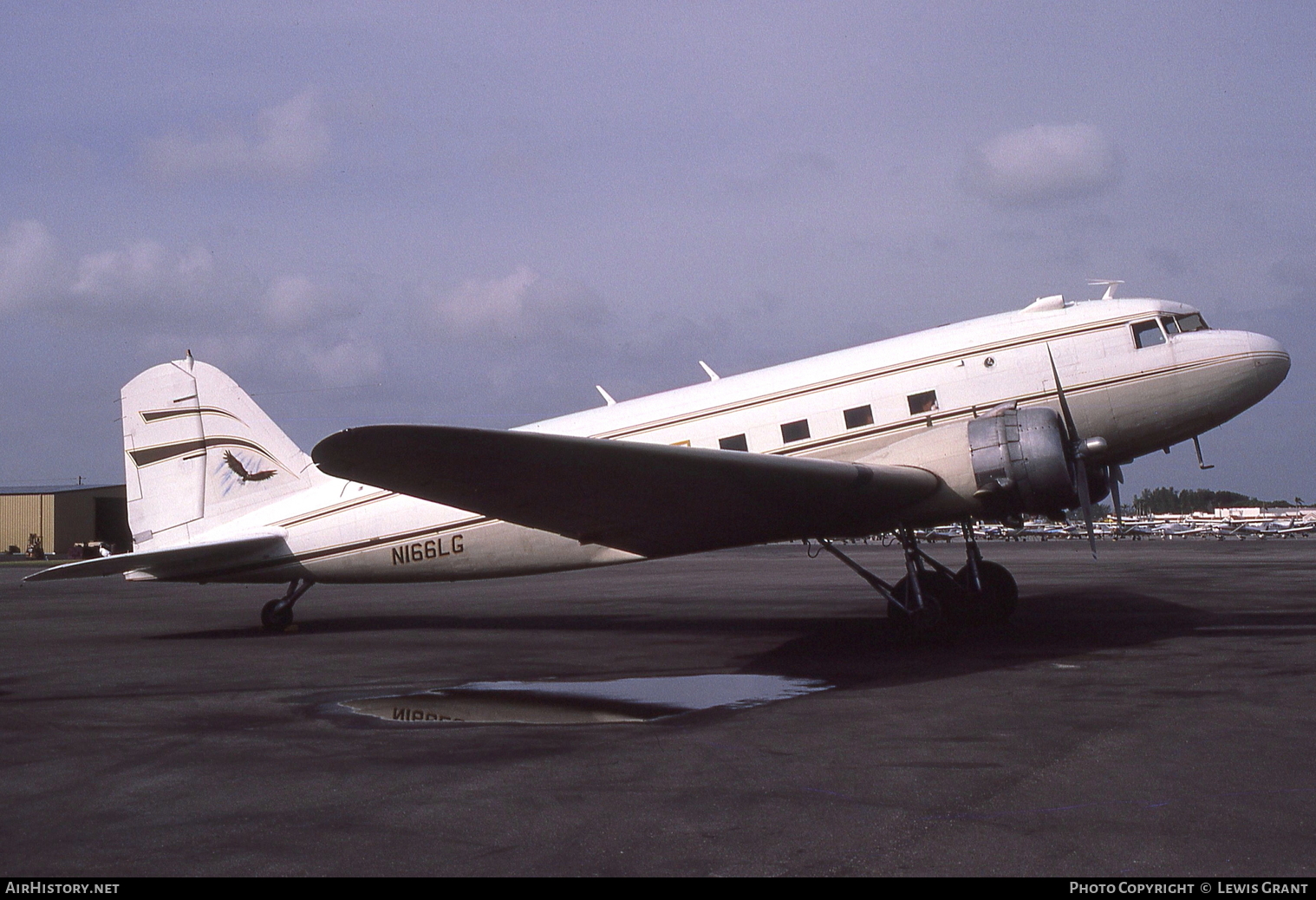 Aircraft Photo of N166LG | Douglas DC-3-G202A | Florida Airmotive | AirHistory.net #93178