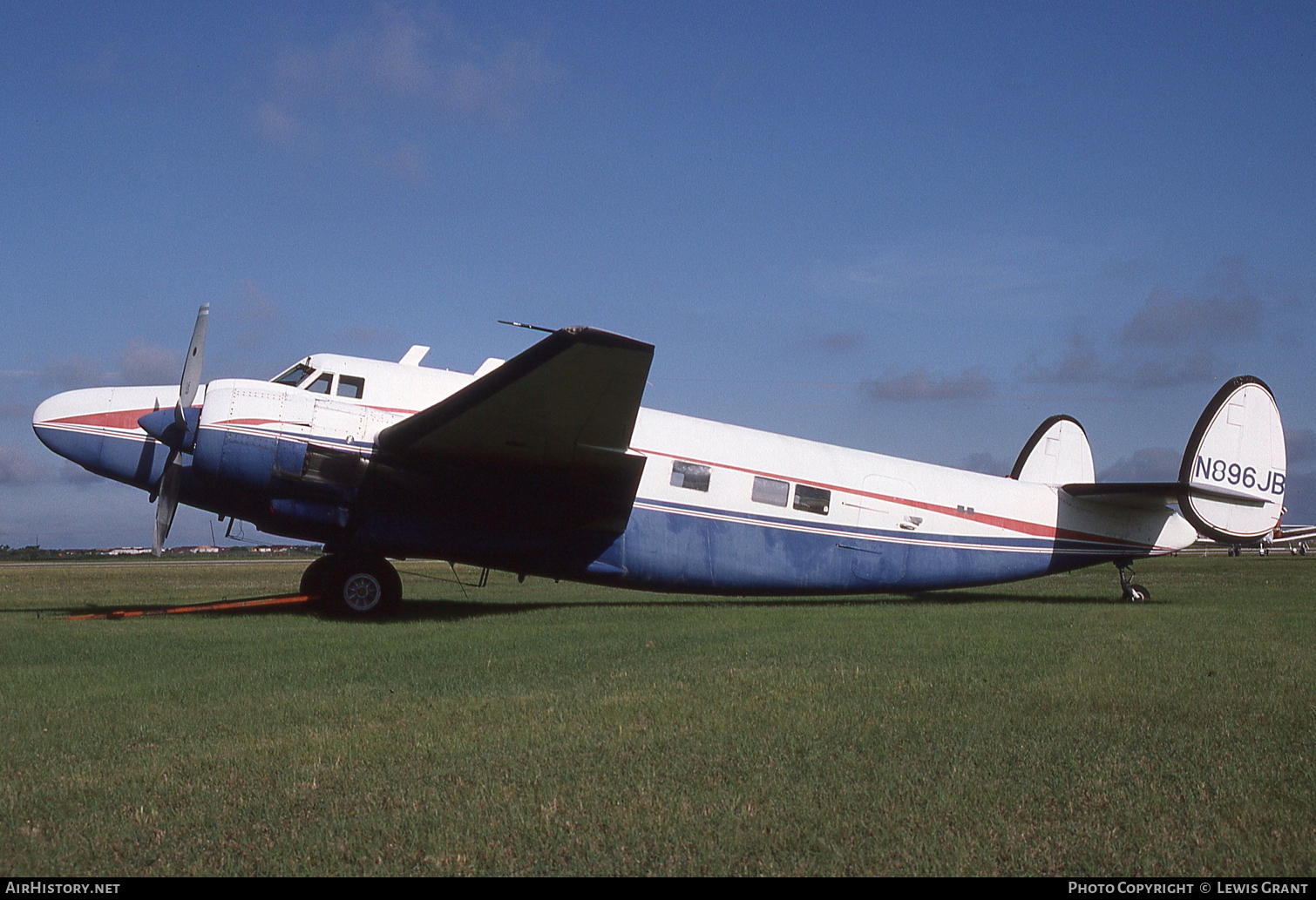 Aircraft Photo of N896JB | Howard 500 | AirHistory.net #93204