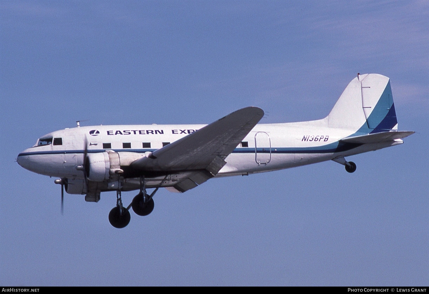 Aircraft Photo of N136PB | Douglas DC-3A | Eastern Express | AirHistory.net #93240