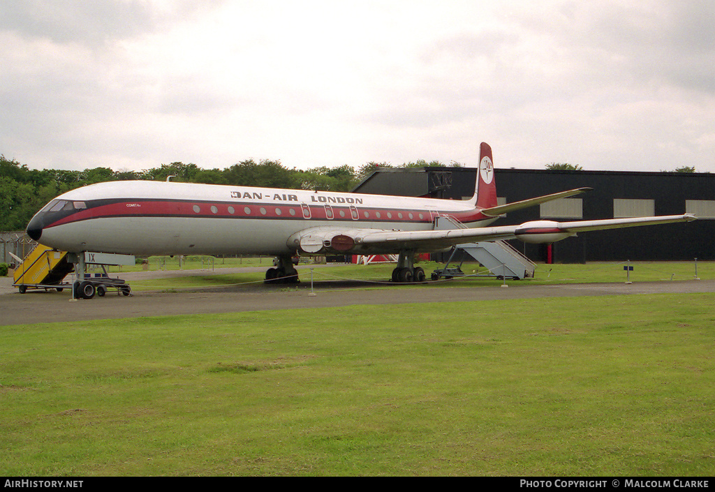 Aircraft Photo of G-BDIX | De Havilland D.H. 106 Comet 4C | Dan-Air London | AirHistory.net #93244