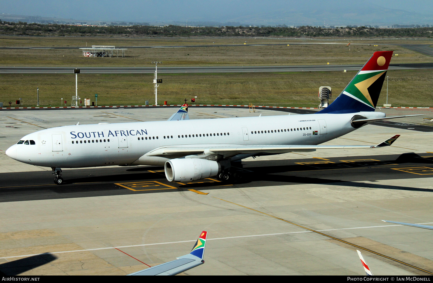 Aircraft Photo of ZS-SXX | Airbus A330-243 | South African Airways | AirHistory.net #93271