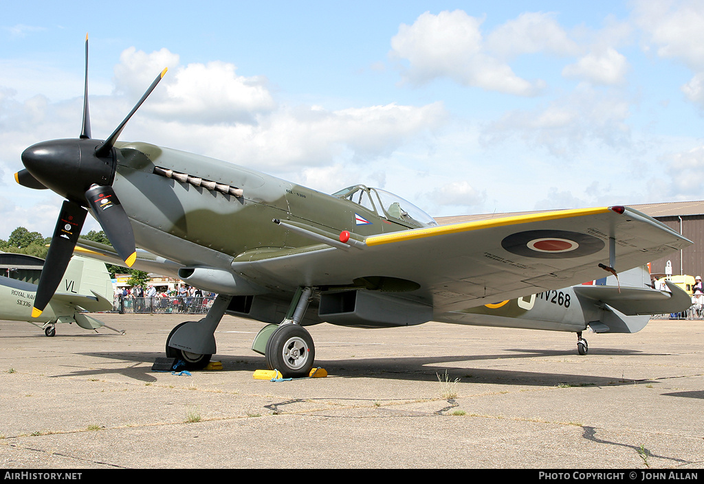 Aircraft Photo of G-SPIT / MV268 | Supermarine 379 Spitfire FR14E | UK - Air Force | AirHistory.net #93553