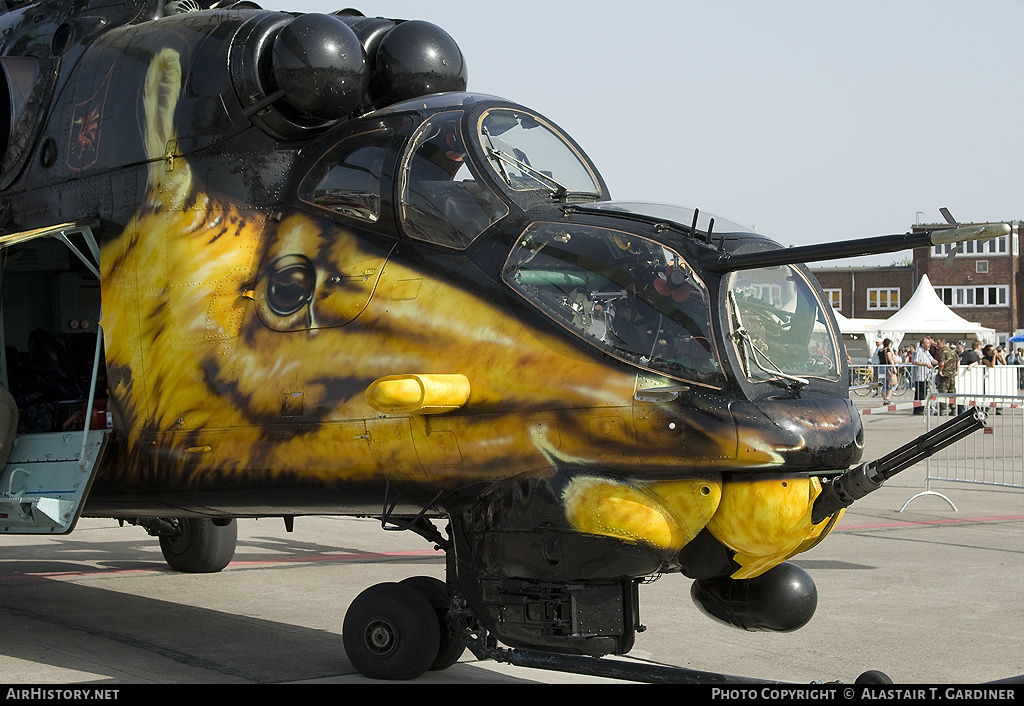 Aircraft Photo of 714 | Mil Mi-24V | Hungary - Air Force | AirHistory.net #93568