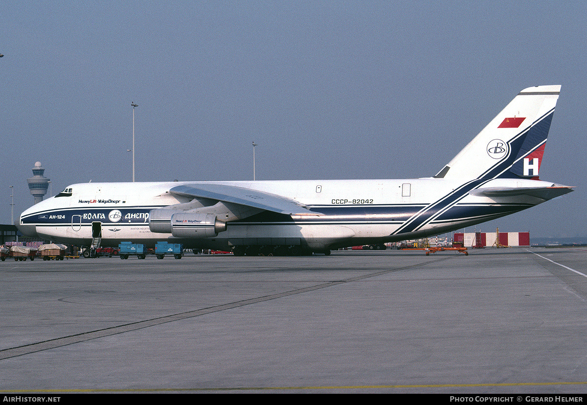 Aircraft Photo of CCCP-82042 | Antonov An-124-100 Ruslan | Volga-Dnepr Airlines | AirHistory.net #93696