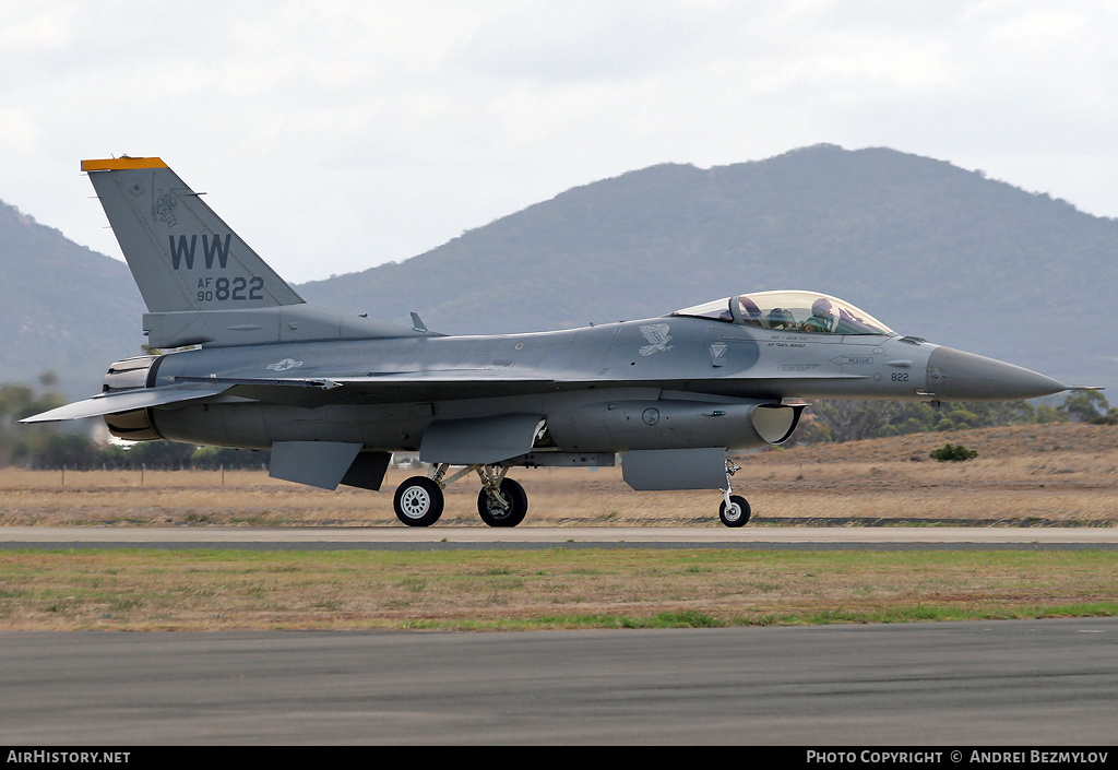 Aircraft Photo of 90-0822 / AF90-822 | General Dynamics F-16CJ Fighting Falcon | USA - Air Force | AirHistory.net #93752