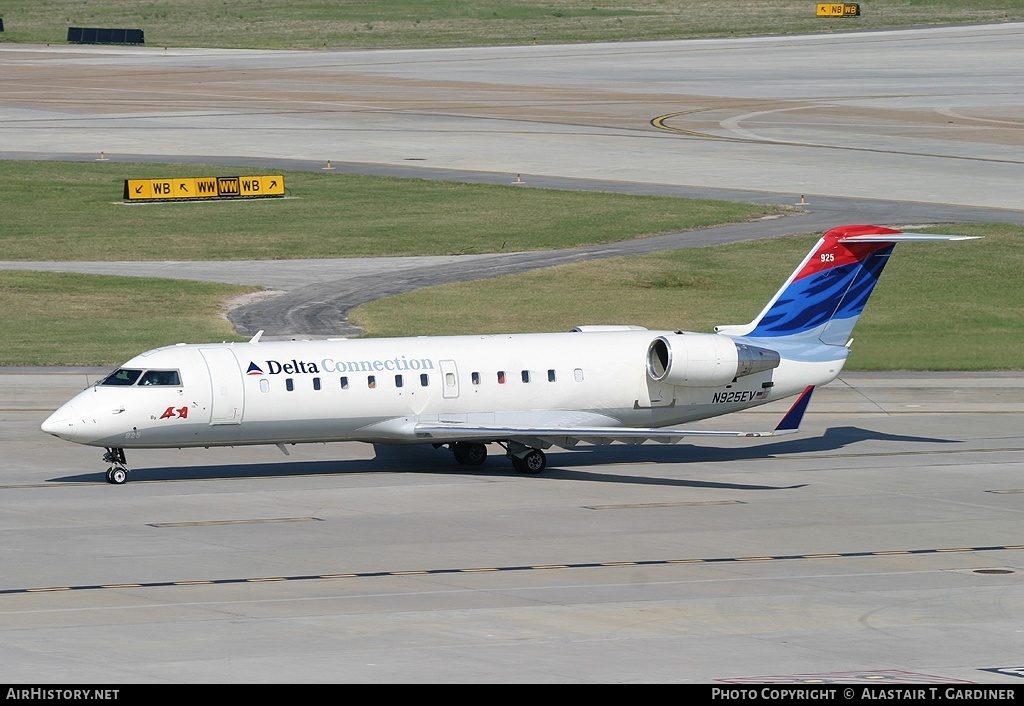 Aircraft Photo of N925EV | Bombardier CRJ-200ER (CL-600-2B19) | Delta Connection | AirHistory.net #94014