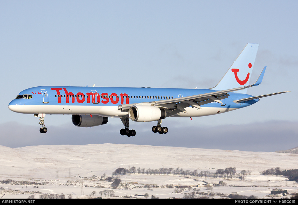 Aircraft Photo of G-OOBH | Boeing 757-236 | Thomson Airways | AirHistory.net #94020