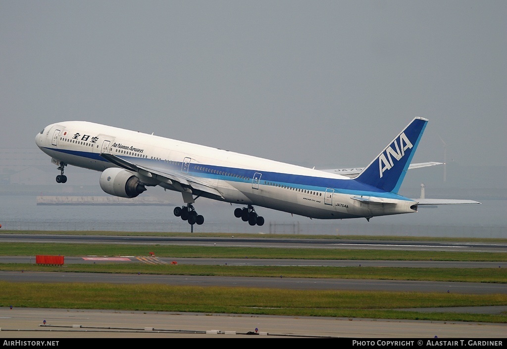 Aircraft Photo of JA754A | Boeing 777-381 | All Nippon Airways - ANA | AirHistory.net #94067