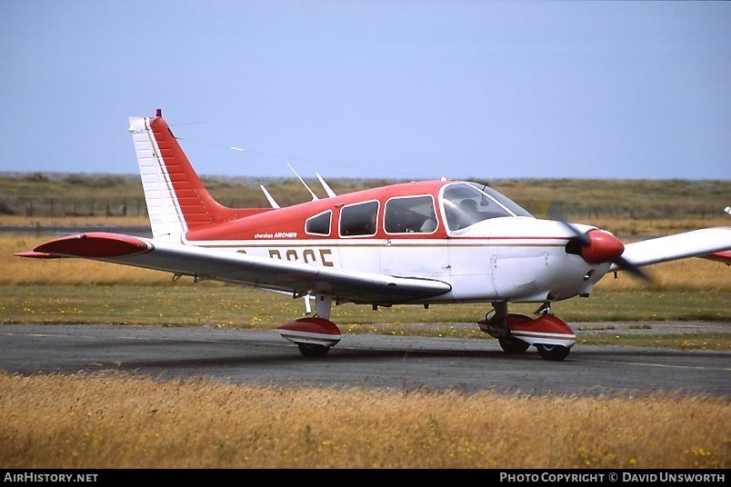 Aircraft Photo of G-BCCF | Piper PA-28-180 Cherokee Archer | AirHistory.net #94094