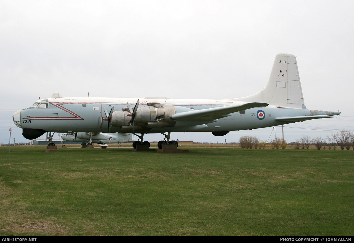 Aircraft Photo of 10739 | Canadair CP-107 Argus 2 (CL-28-2) | Canada - Air Force | AirHistory.net #94155