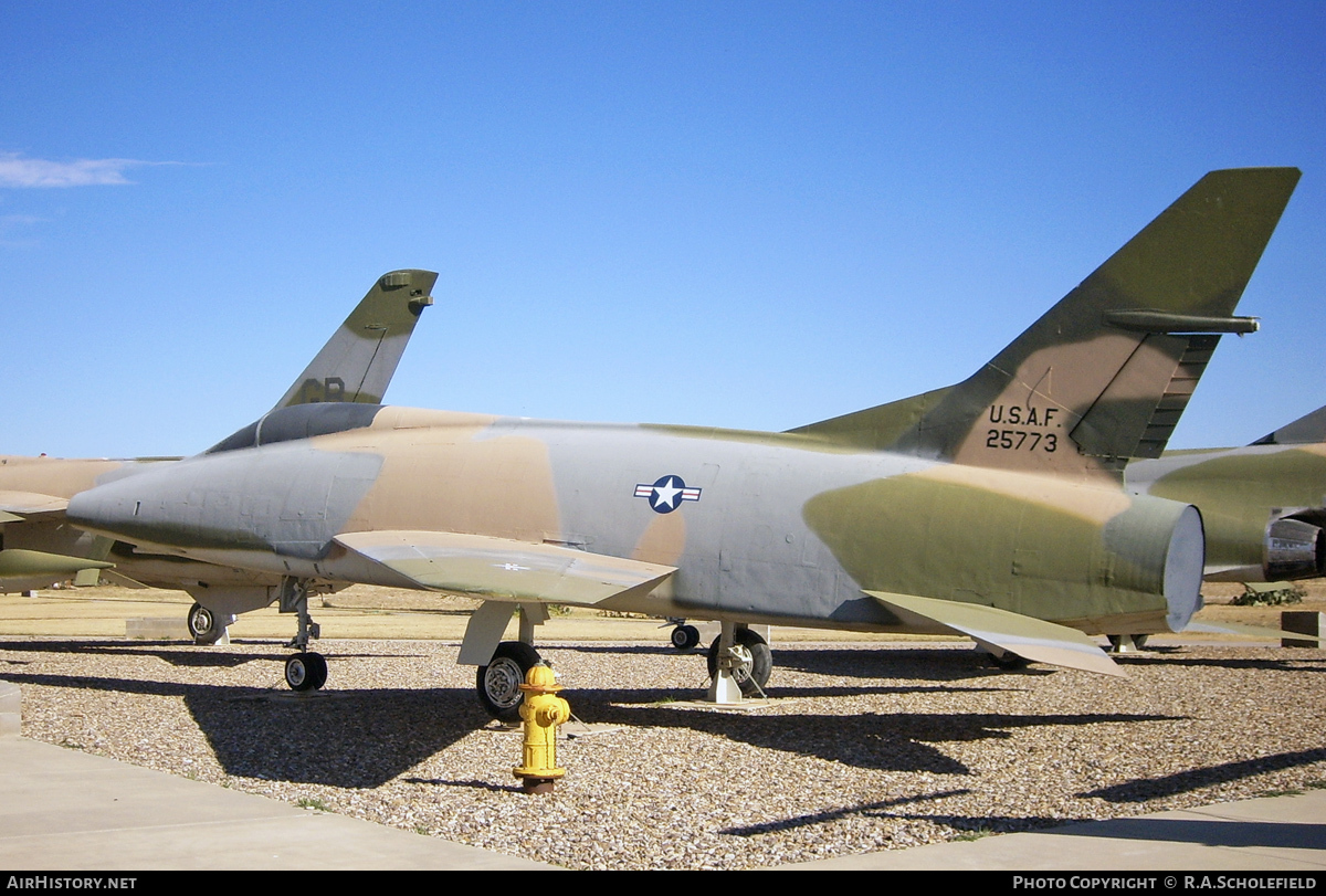 Aircraft Photo of 52-5773 / 25773 | North American F-100A Super Sabre | USA - Air Force | AirHistory.net #94303