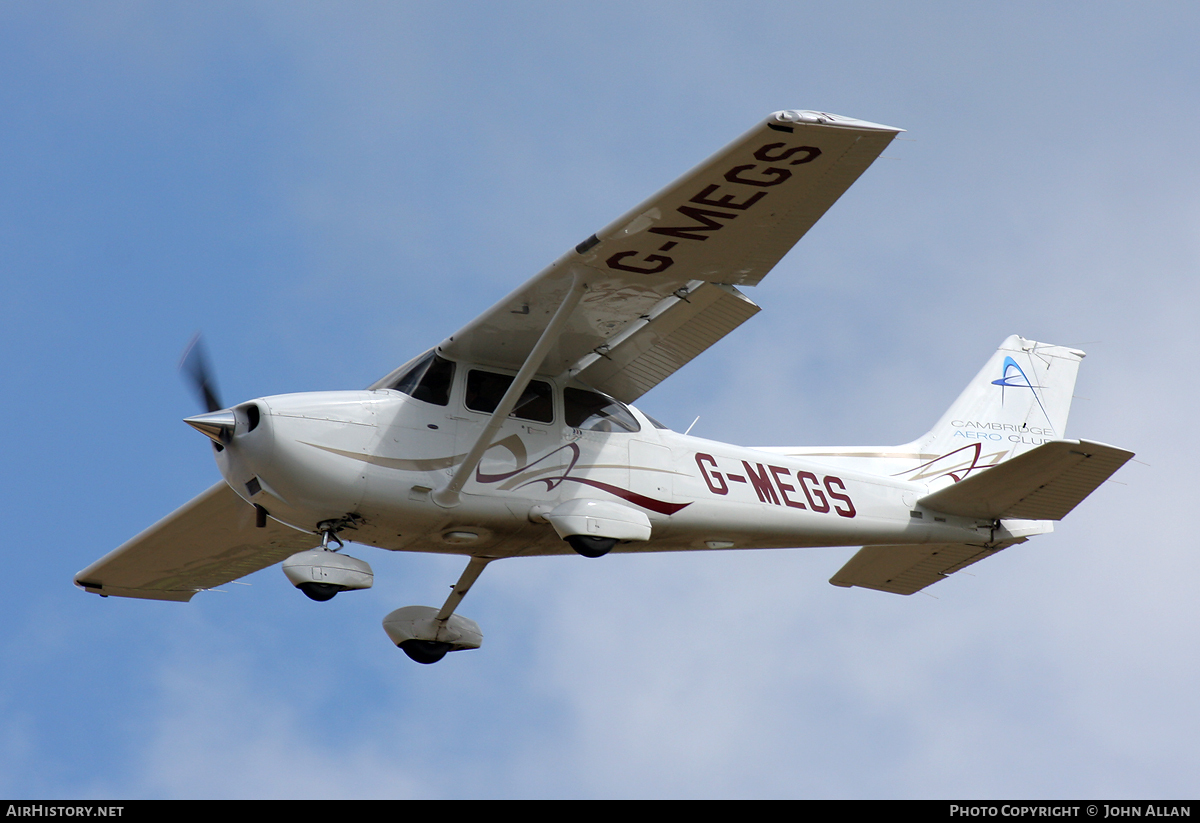 Aircraft Photo of G-MEGS | Cessna 172S Skyhawk SP | Cambridge Aero Club | AirHistory.net #94381