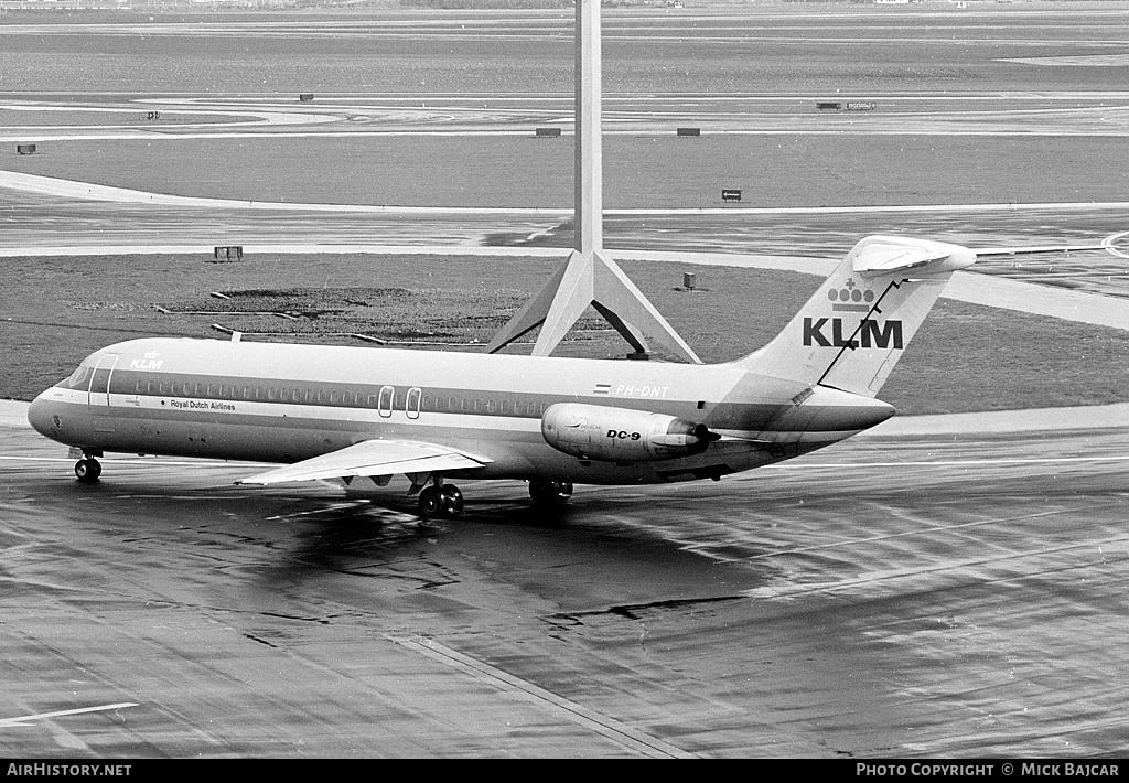 Aircraft Photo of PH-DNT | McDonnell Douglas DC-9-32 | KLM - Royal Dutch Airlines | AirHistory.net #94399
