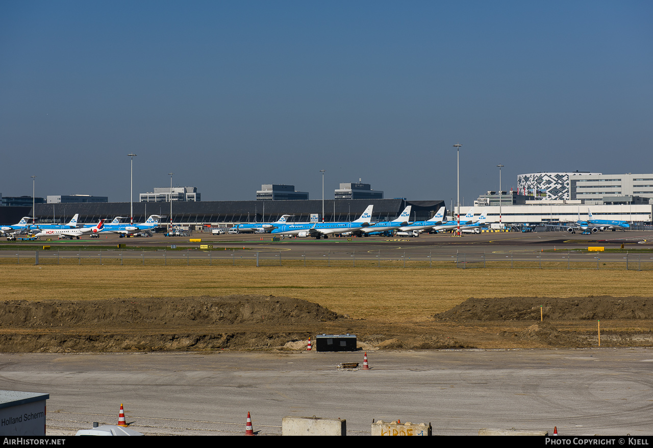 Airport photo of Amsterdam - Schiphol (EHAM / AMS) in Netherlands | AirHistory.net #94470