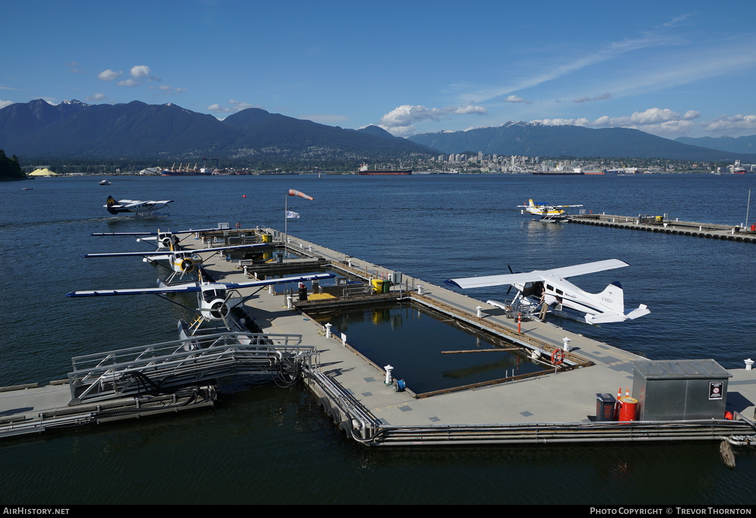 Airport photo of Vancouver - Harbour Seaplane (CYHC / CXH) in British Columbia, Canada | AirHistory.net #94540