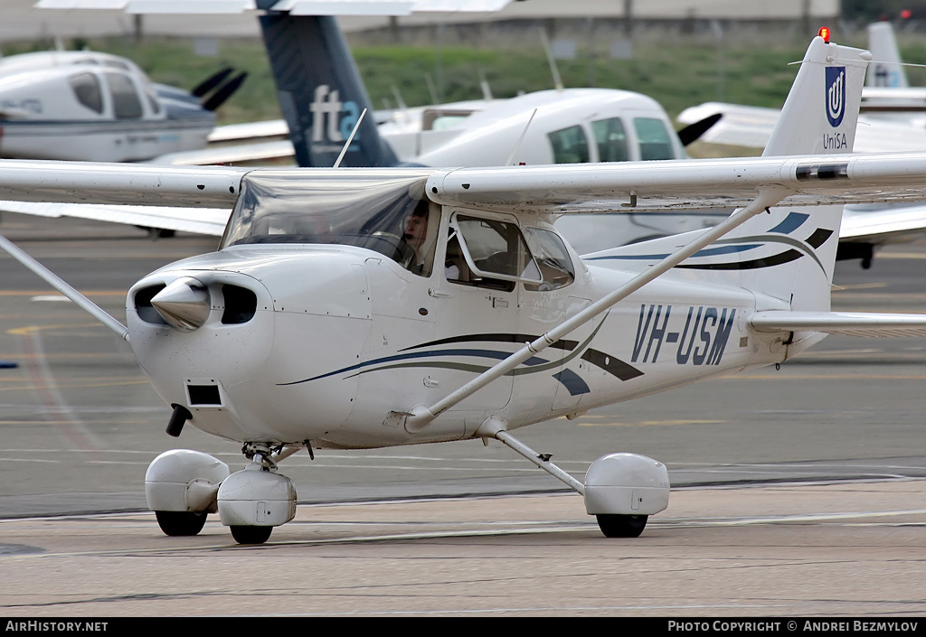 Aircraft Photo of VH-USM | Cessna 172S Skyhawk SP | UniSA - University of South Australia | AirHistory.net #94751
