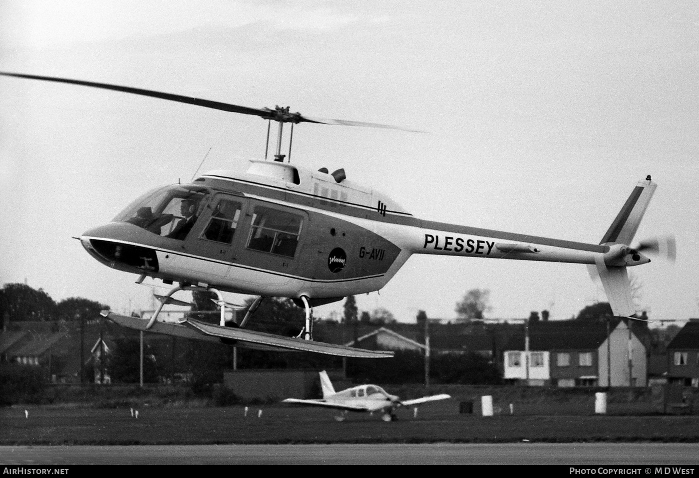 Aircraft Photo of G-AVII | Bell AB-206A JetRanger | Plessey | AirHistory.net #94773