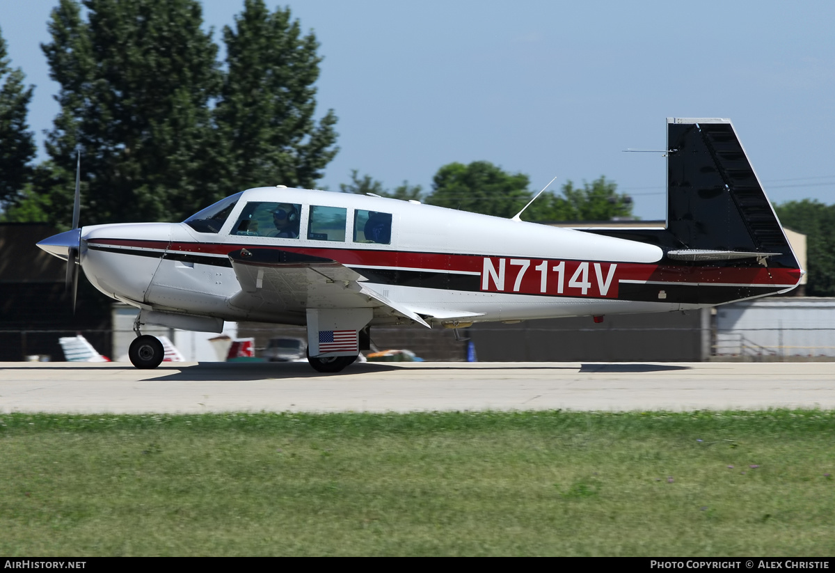Aircraft Photo of N7114V | Mooney M-20F Executive | AirHistory.net #94907
