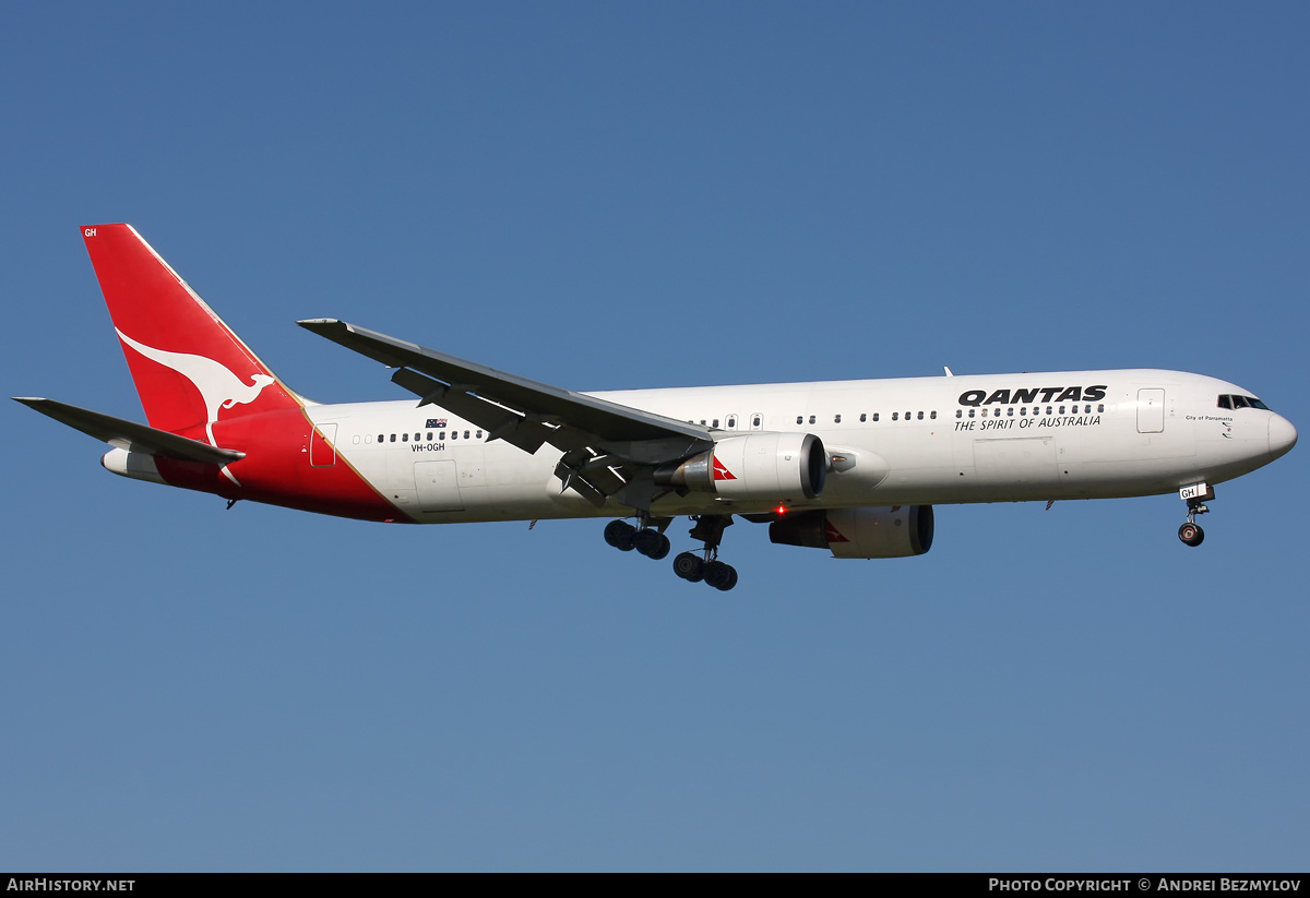 Aircraft Photo of VH-OGH | Boeing 767-338/ER | Qantas | AirHistory.net #94926