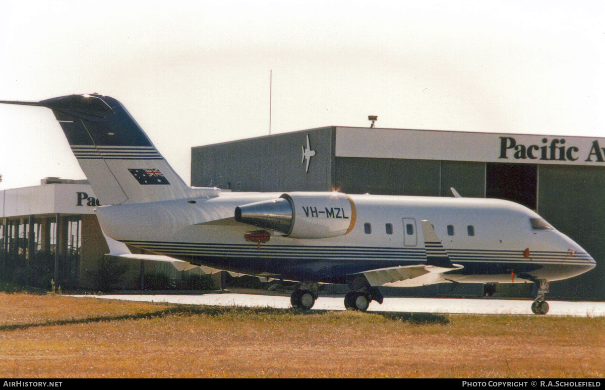 Aircraft Photo of VH-MZL | Canadair Challenger 601-1A (CL-600-2A12) | AirHistory.net #94982