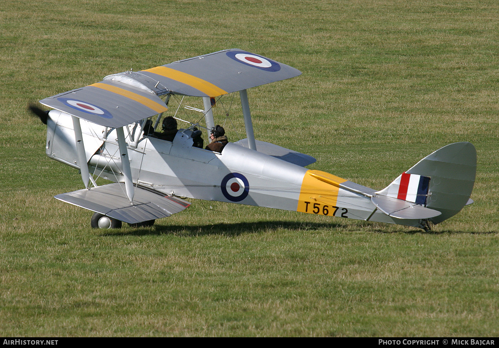 Aircraft Photo of G-ALRI / T5672 | De Havilland D.H. 82A Tiger Moth II | UK - Air Force | AirHistory.net #95101