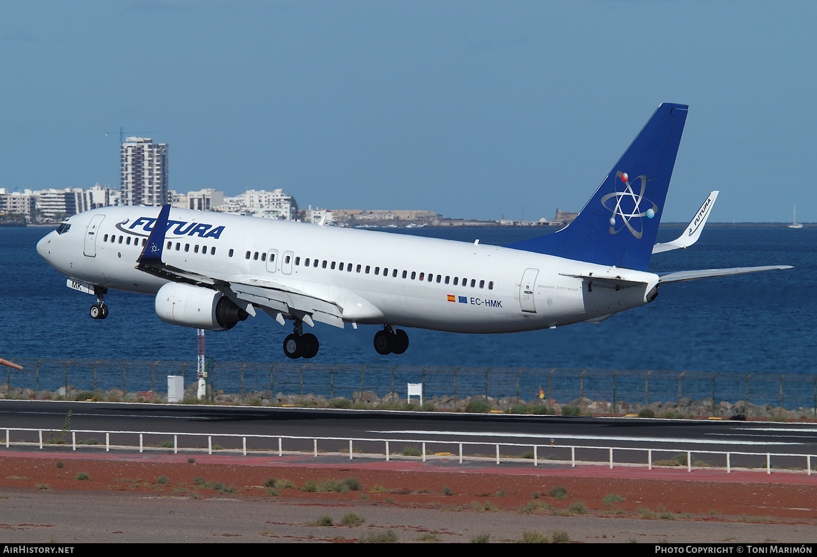 Aircraft Photo of EC-HMK | Boeing 737-86N | Futura International Airways | AirHistory.net #95408