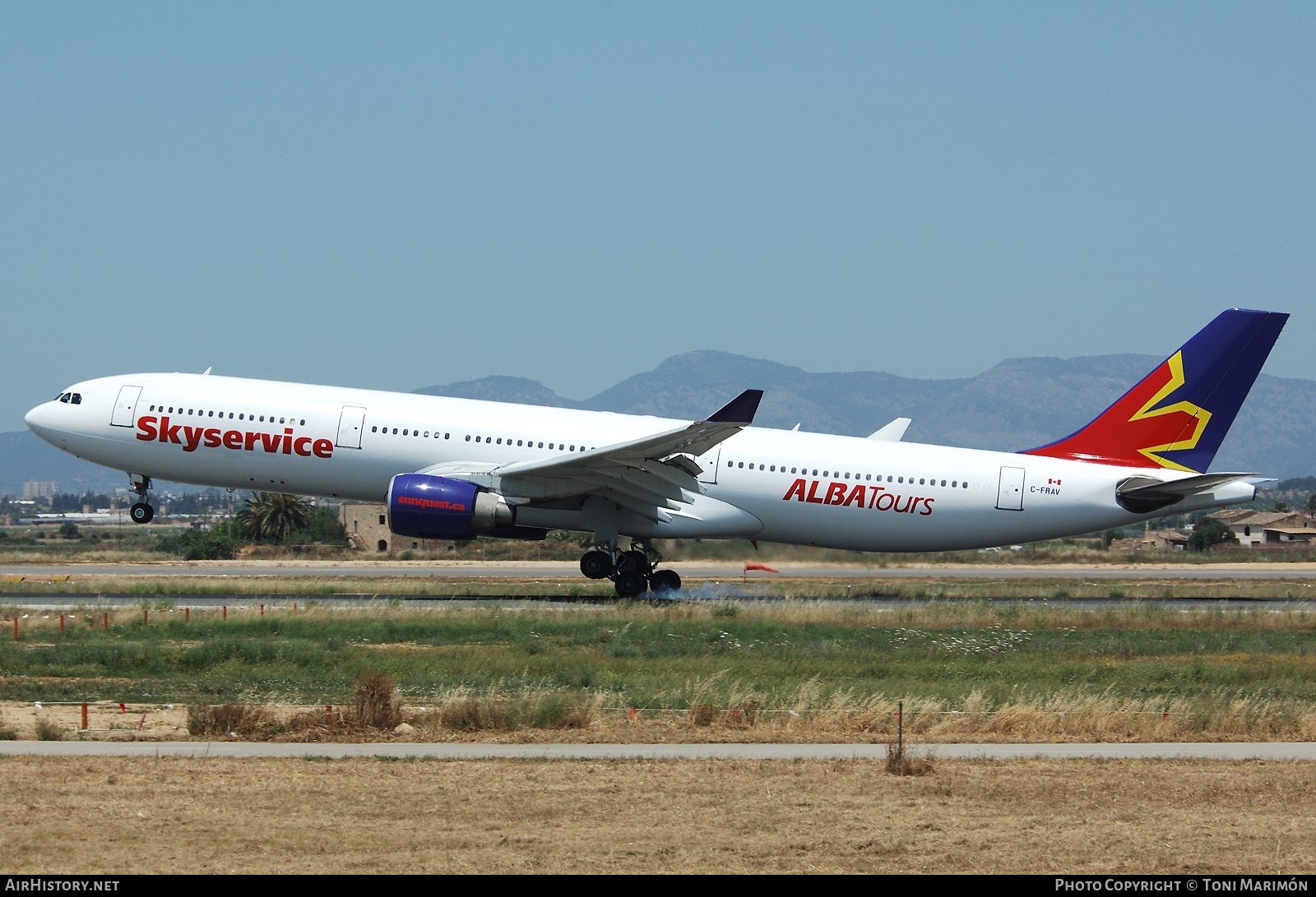 Aircraft Photo of C-FRAV | Airbus A330-322 | Skyservice Airlines | AirHistory.net #95445