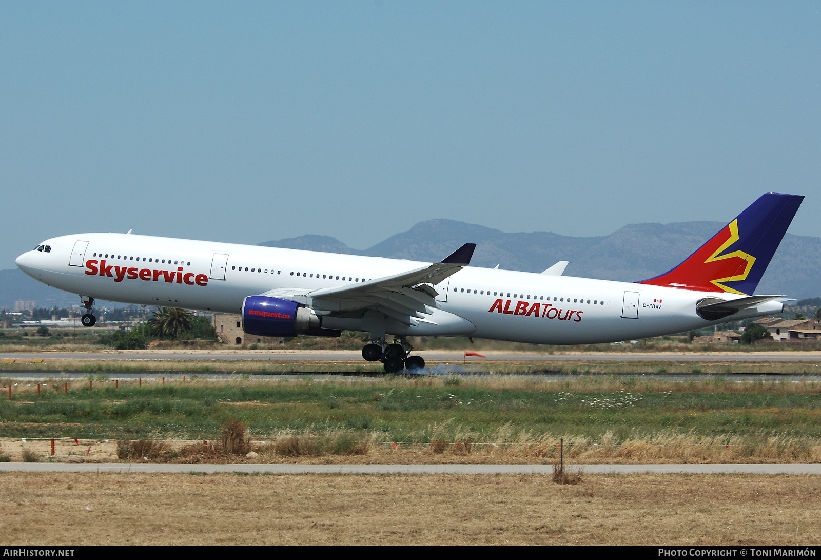 Aircraft Photo of C-FRAV | Airbus A330-322 | Skyservice Airlines | AirHistory.net #95445