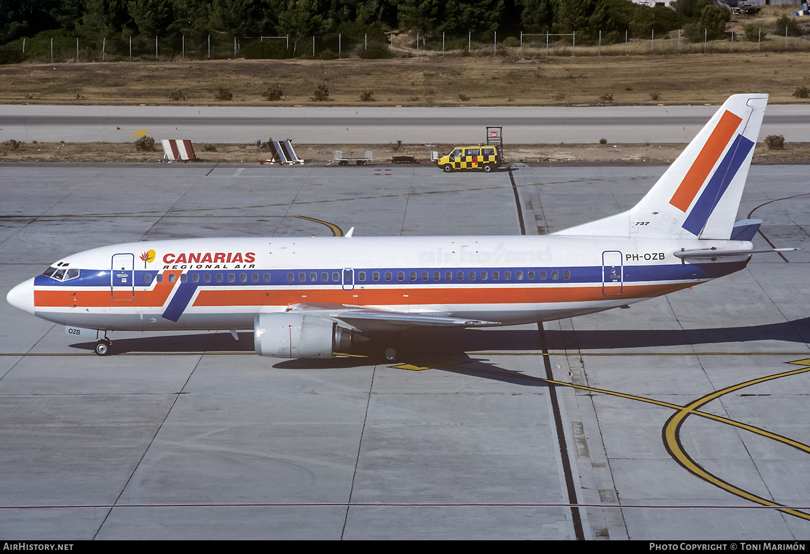 Aircraft Photo of PH-OZB | Boeing 737-3Y0 | Canarias Regional Air | AirHistory.net #95452