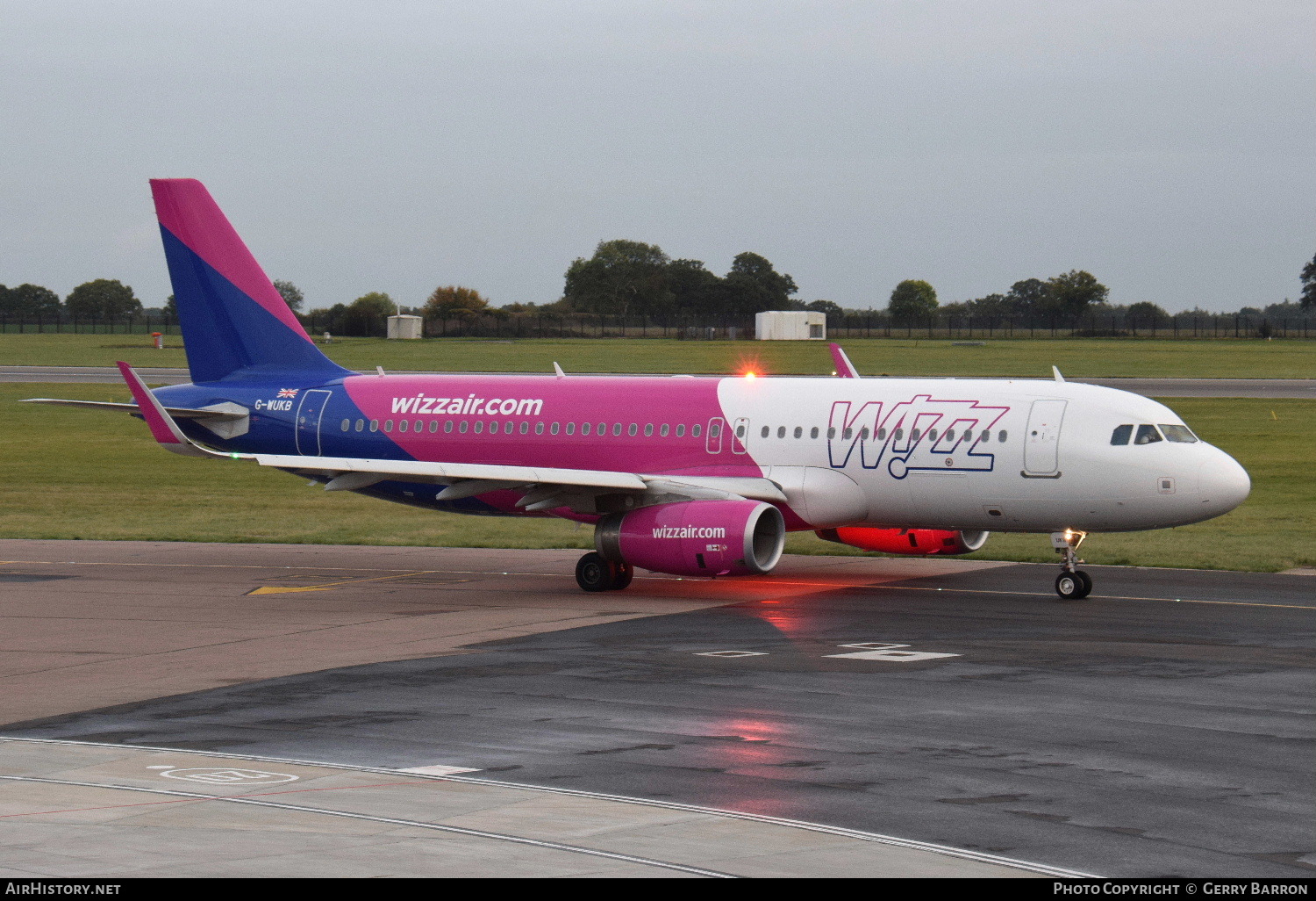 Aircraft Photo of G-WUKB | Airbus A320-232 | Wizz Air | AirHistory.net #95462