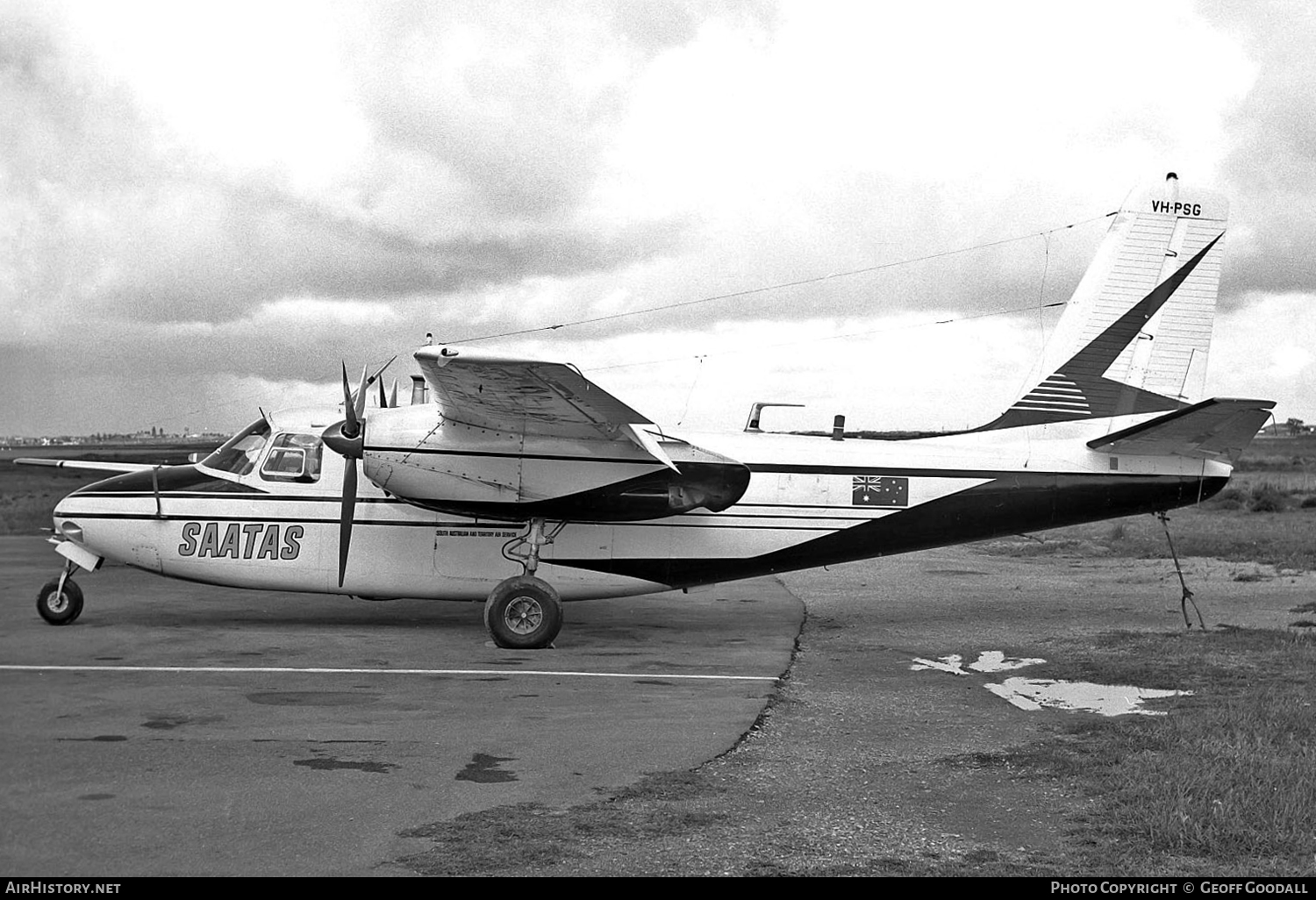 Aircraft Photo of VH-PSG | Aero Commander 680 Commander | South Australian and Territory Air Services - SAATAS | AirHistory.net #95491