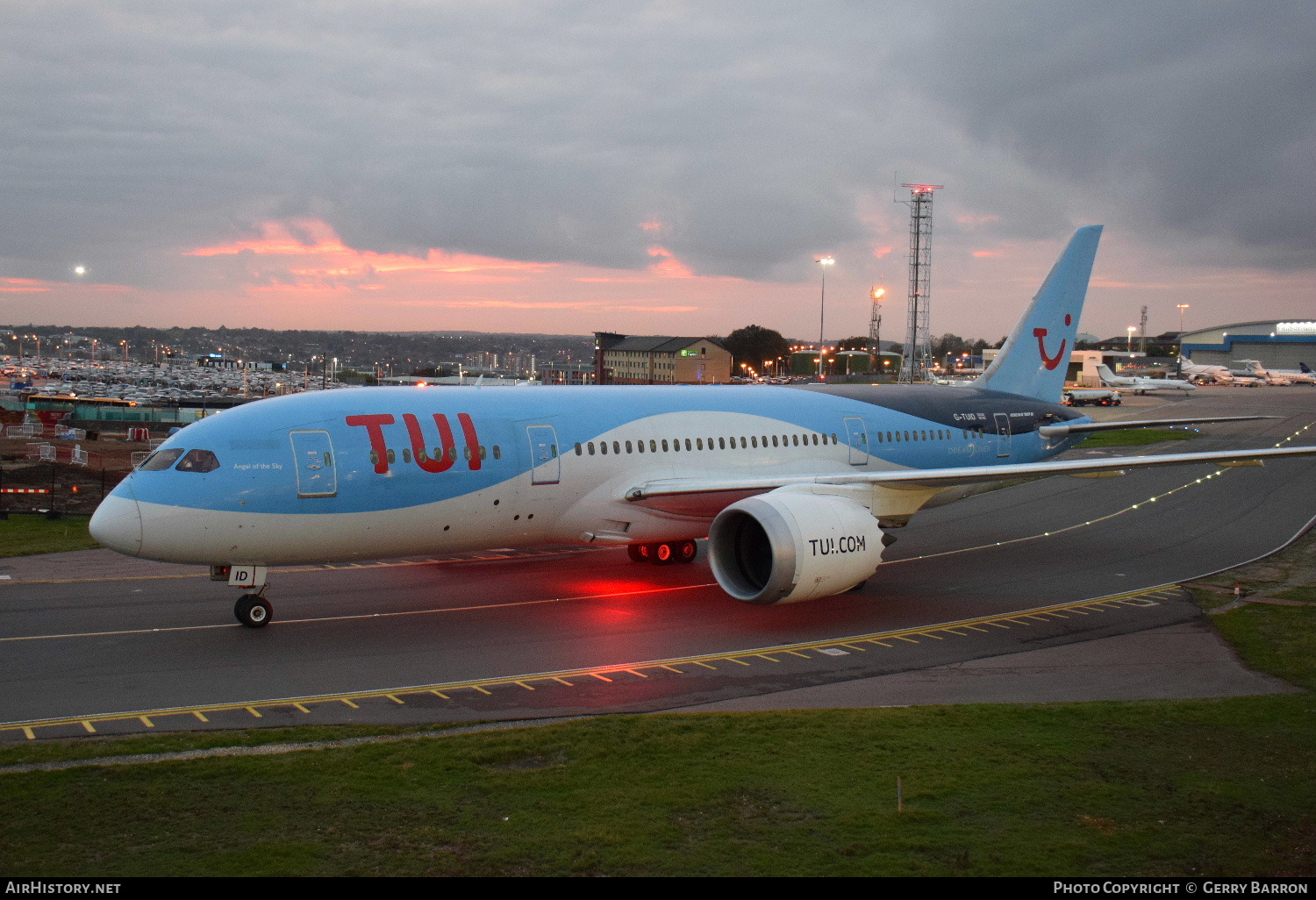 Aircraft Photo of G-TUID | Boeing 787-8 Dreamliner | TUI | AirHistory.net #95544