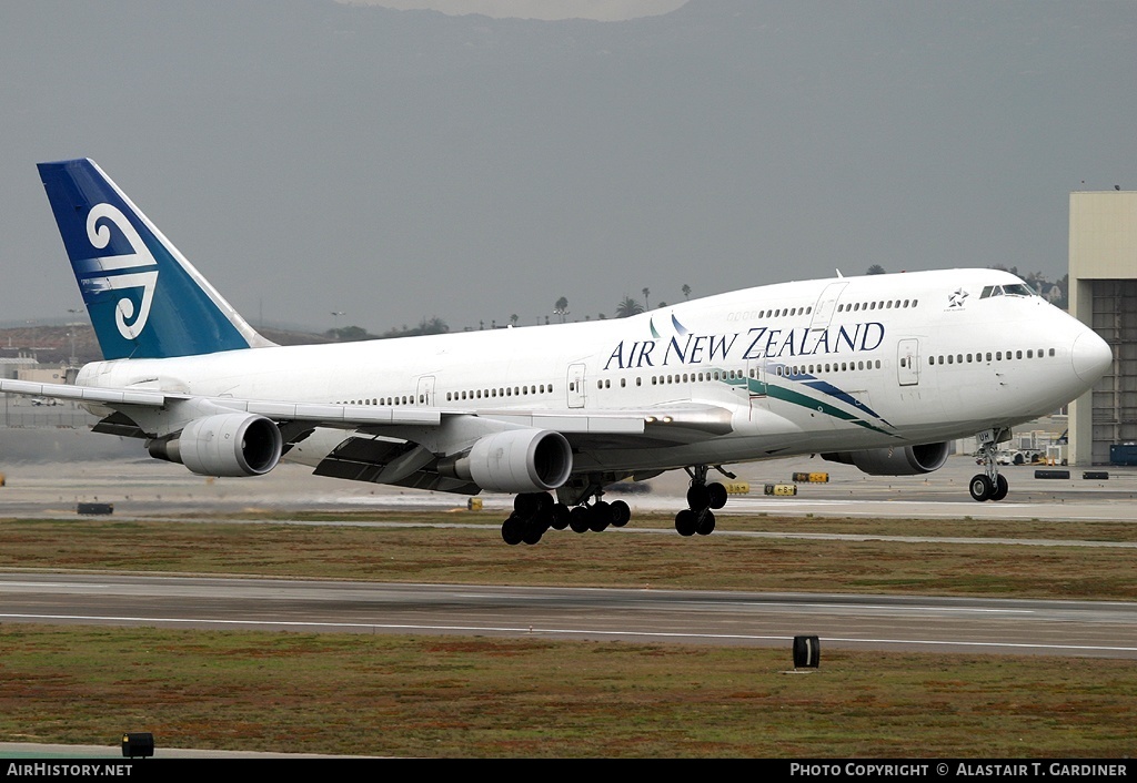 Aircraft Photo of ZK-SUH | Boeing 747-475 | Air New Zealand | AirHistory.net #95626
