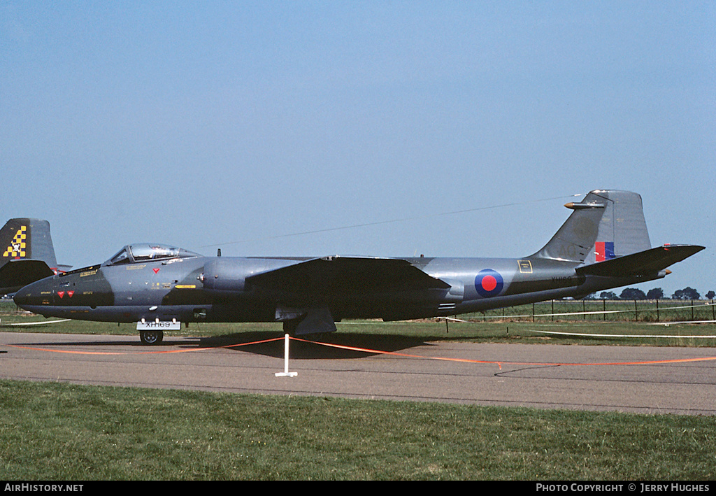 Aircraft Photo of XH169 | English Electric Canberra PR9 | UK - Air Force | AirHistory.net #95637