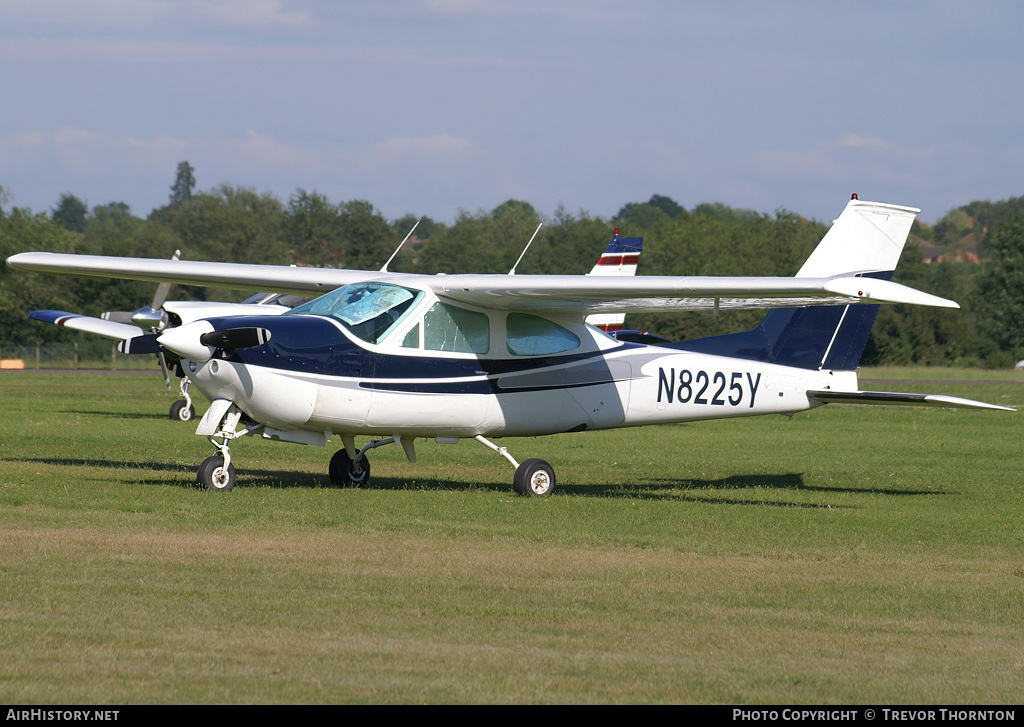 Aircraft Photo of N8225Y | Cessna 177RG Cardinal RG | AirHistory.net #95703