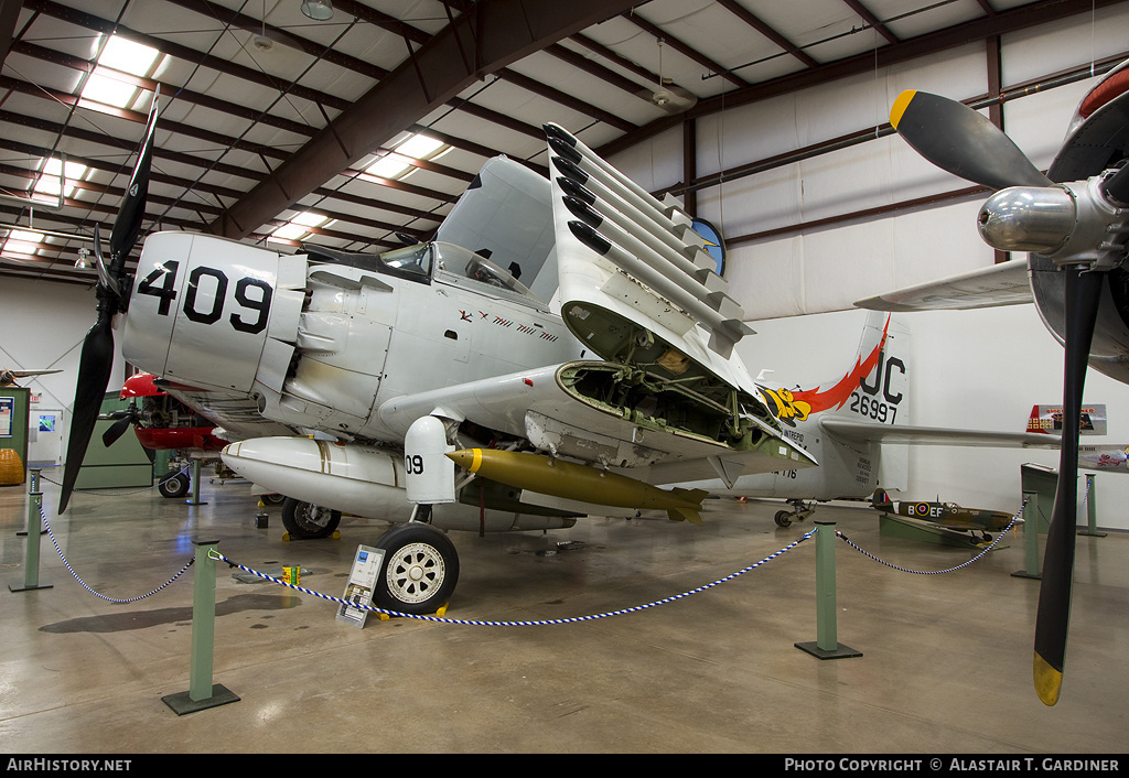 Aircraft Photo of N409Z / NX409Z / 126997 | Douglas A-1D Skyraider (AD-4NA) | USA - Navy | AirHistory.net #95704